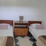 In 35148 Apartment *
